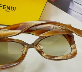 Picture of Fendi Sunglasses _SKUfw52150604fw